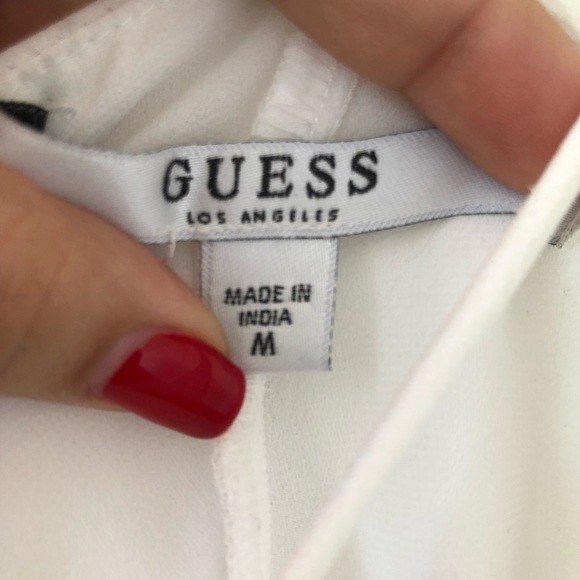 Guess white top - Picture 6 of 6